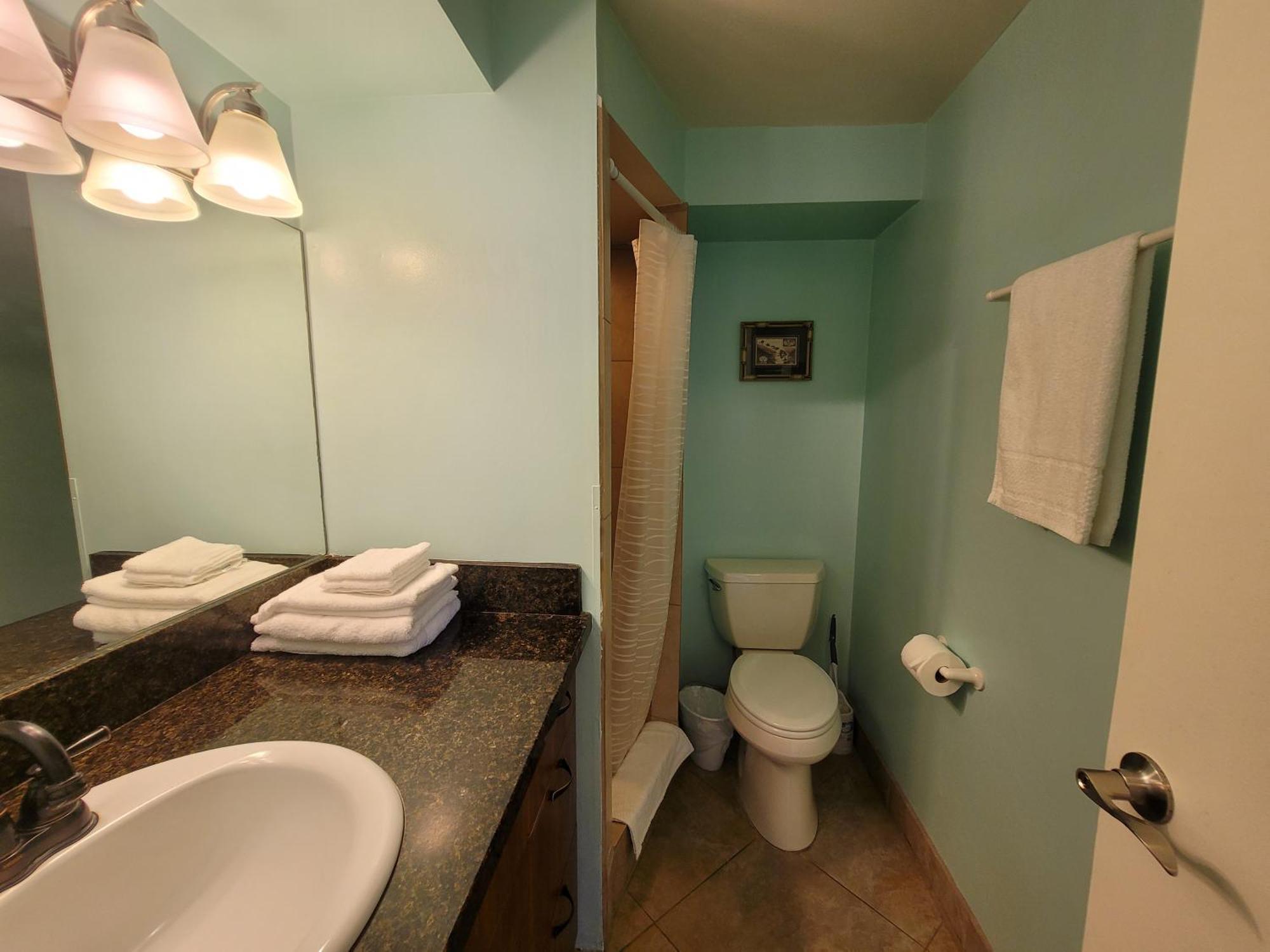 Waikiki Studio Steps To Beach-Mall Free Parking-Wifi هونولولو الغرفة الصورة