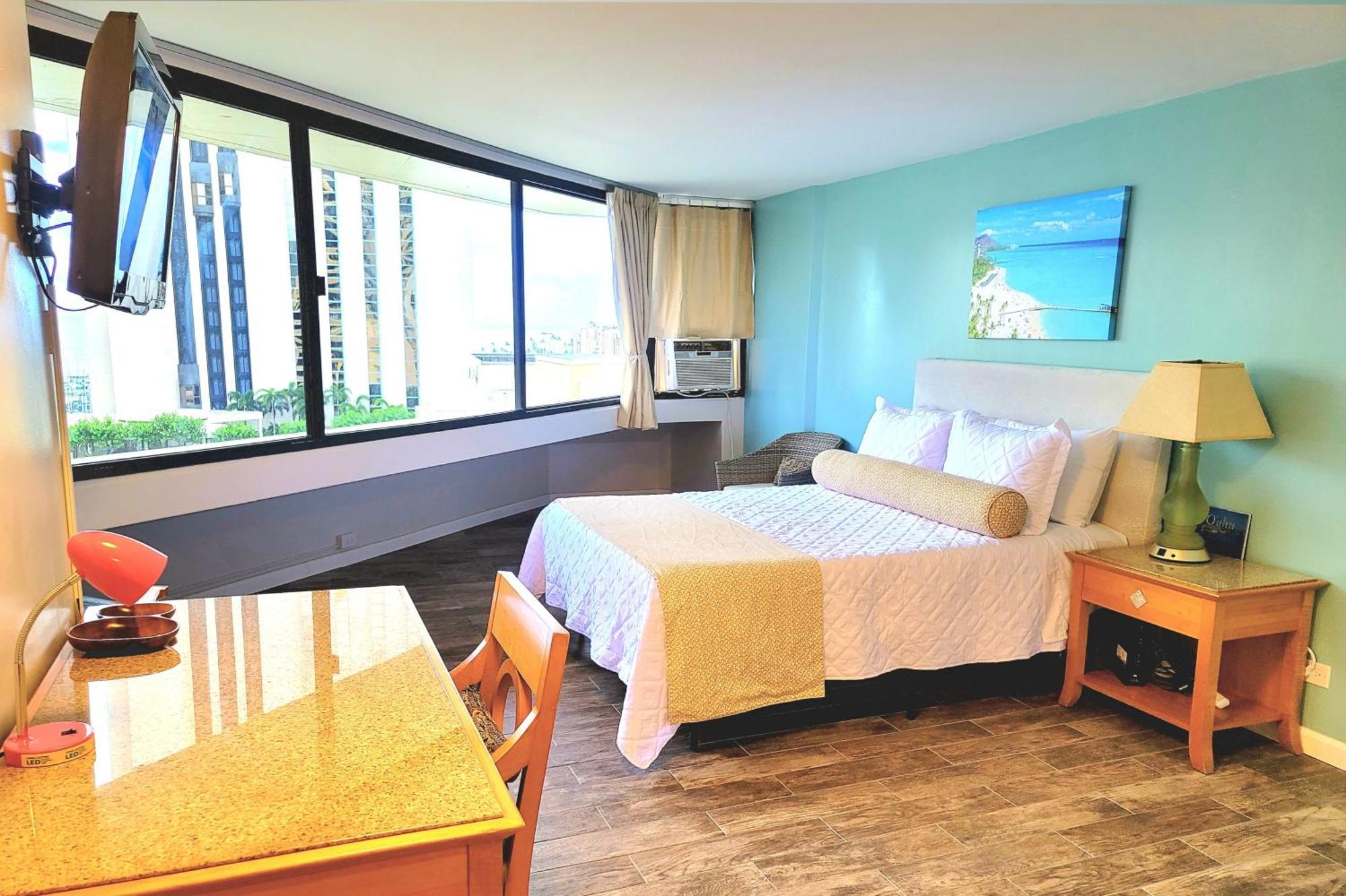 Waikiki Studio Steps To Beach-Mall Free Parking-Wifi هونولولو الغرفة الصورة